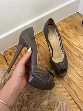 Christian Louboutin Leather Peep-Toe Knot Heels